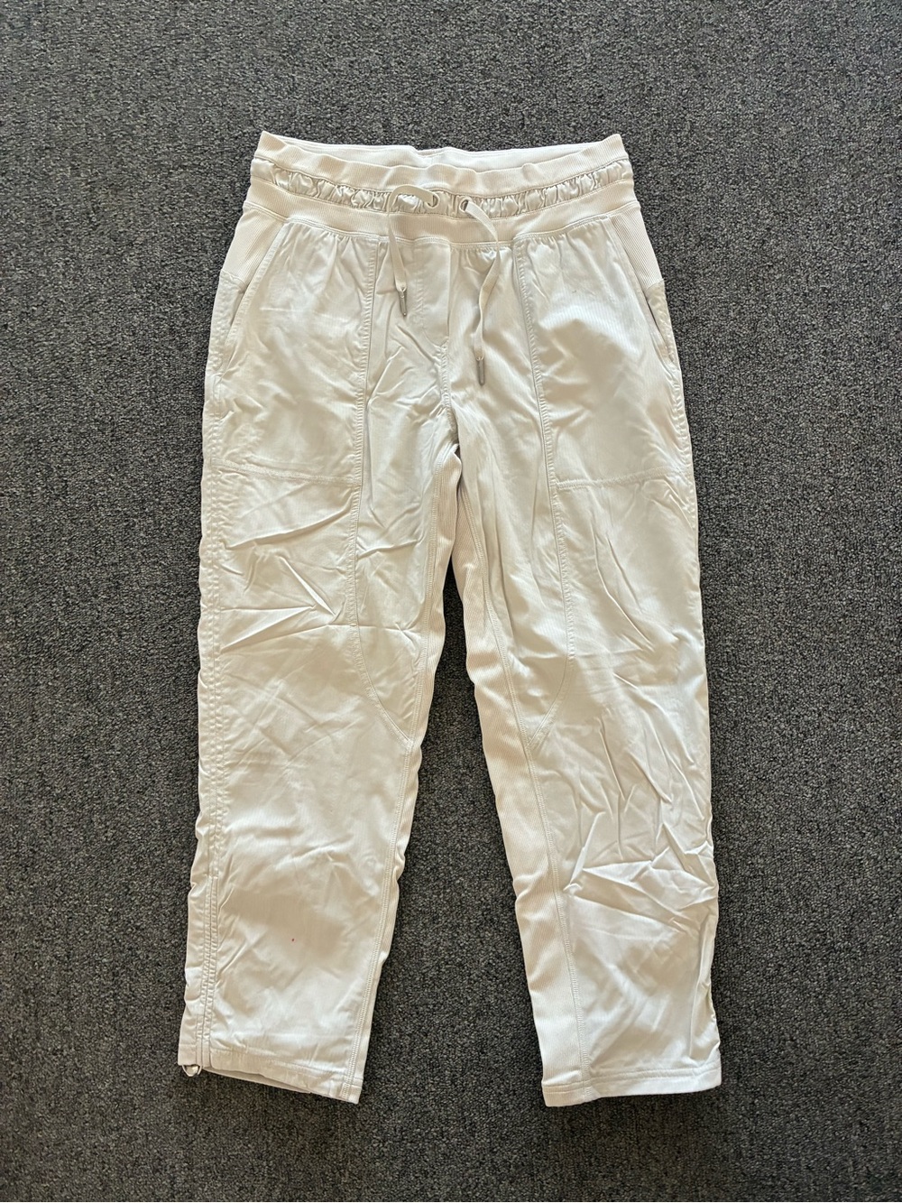 Women’s Casual Lululemon Drawstring Capri